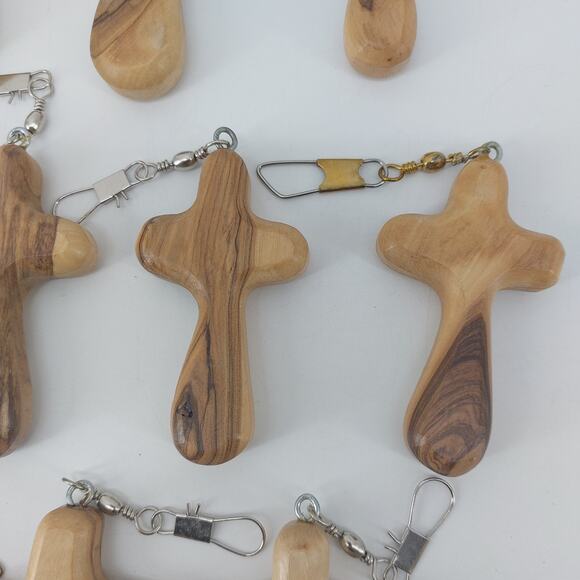 Set of 13 Natural Comfort Handcrafted Olive Wood Crosses Bethlehem - Picture 5 of 10